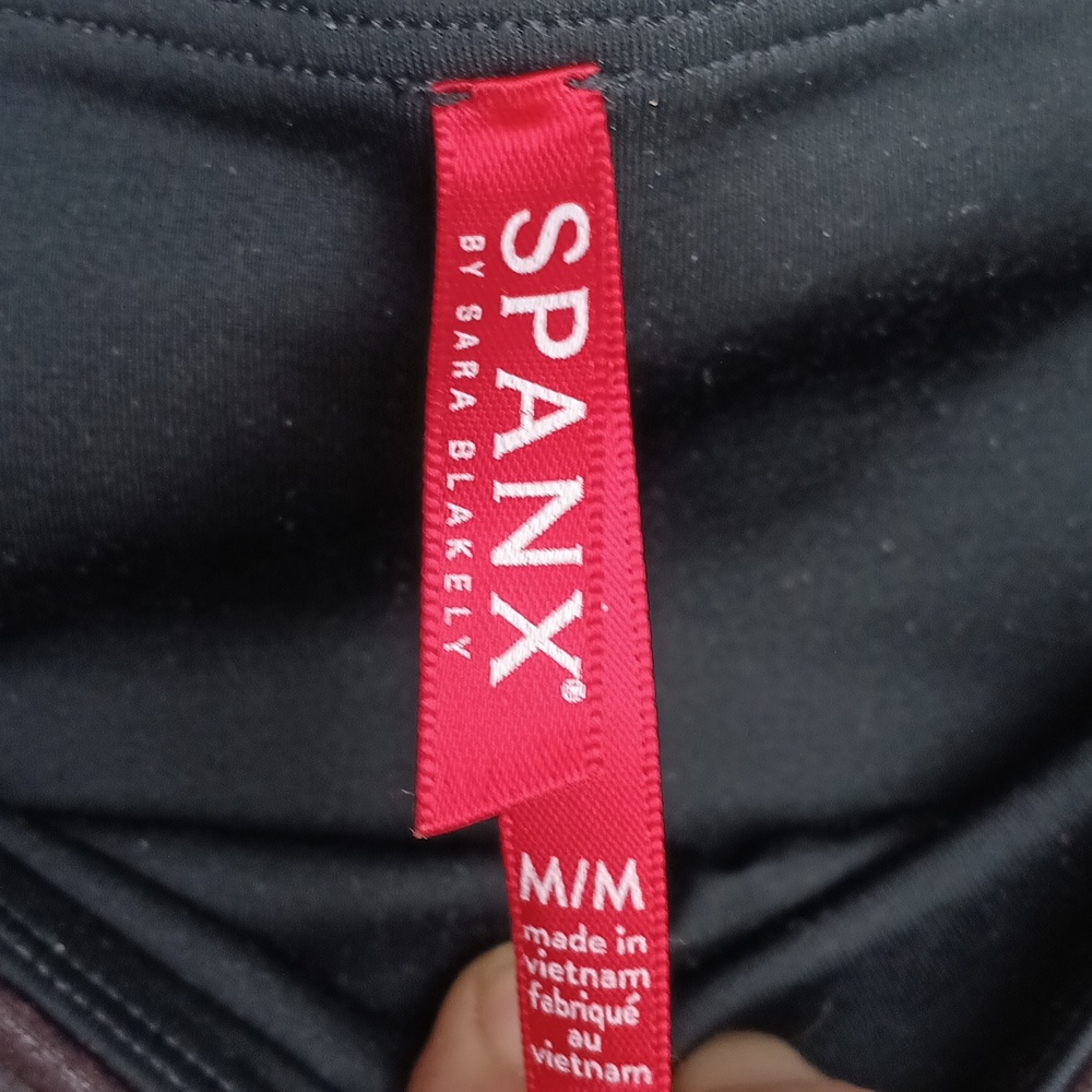 Spanx Leather Looking Burgundy Leggings - Picture 2 of 3
